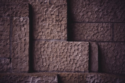 褐色石墙